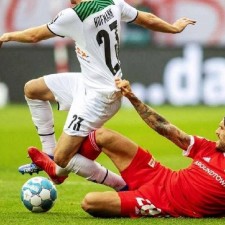 aiyouxi game-柏林联队在比赛中展现出强大的实力()